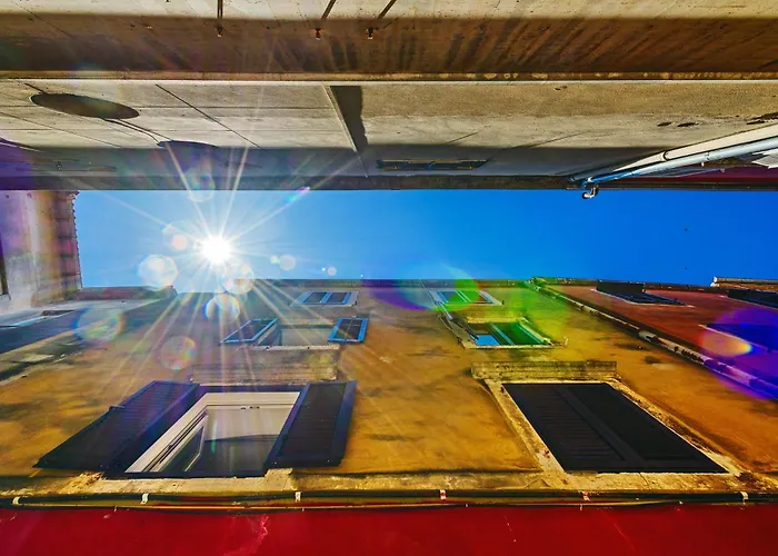 Pretty In The Centre - Old Town Apartman *