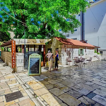Pretty In The Centre - Old Town Apartment Zadar
