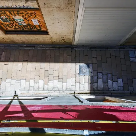 Pretty In The Centre - Old Town Daire