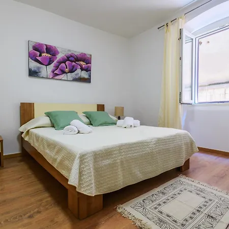 Daire Pretty In The Centre - Old Town