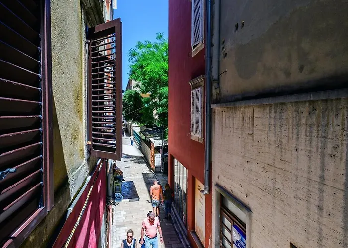 Pretty In The Centre - Old Town Zadar